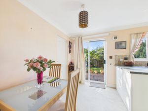 kitchen/Diner- click for photo gallery